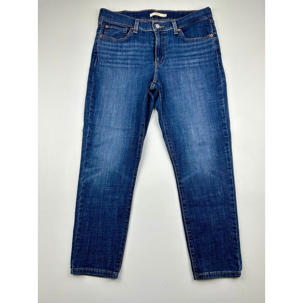 Levis Boyfriend Jeans Womens 30 Medium Wash Blue Denim Relaxed Fit Tapered Leg